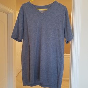 V-neck T-shirt